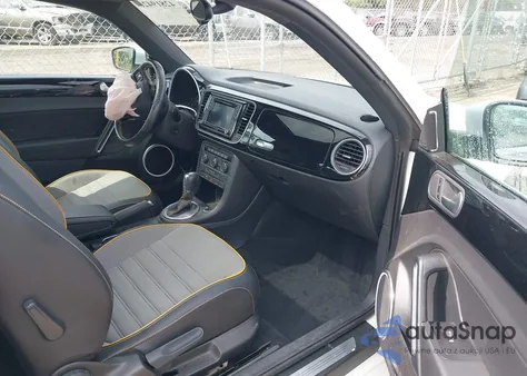 2016 Volkswagen Beetle 1.8T Dune z USA, uszkodzony, nr VIN 3VWS17AT9GM630045